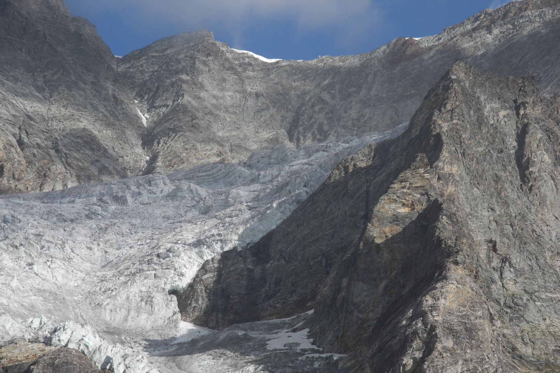 Il ghiacciaio del Mont Tabel