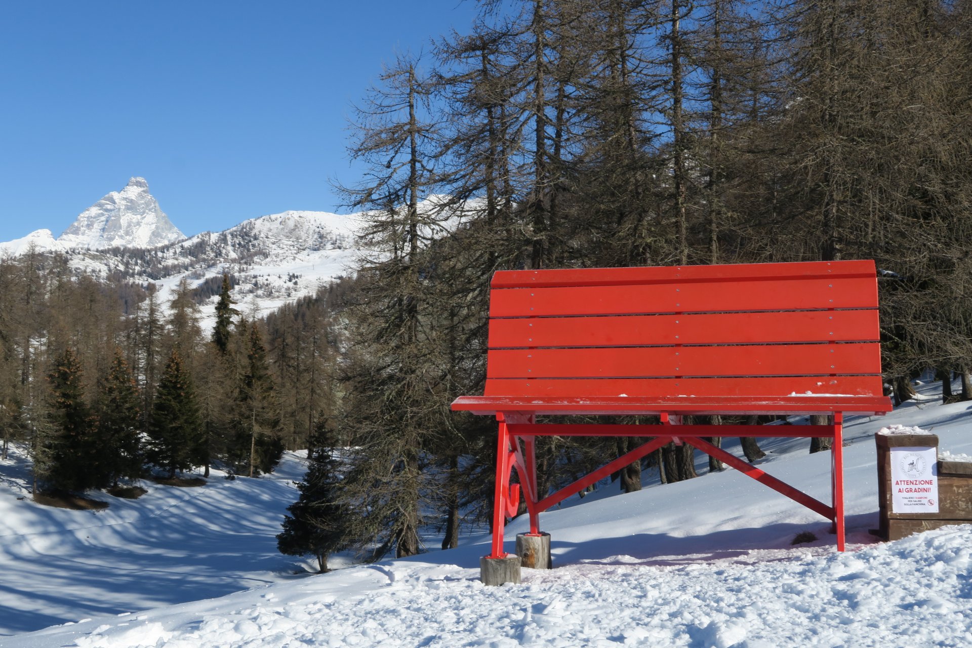 La grande panchina e il Cervino